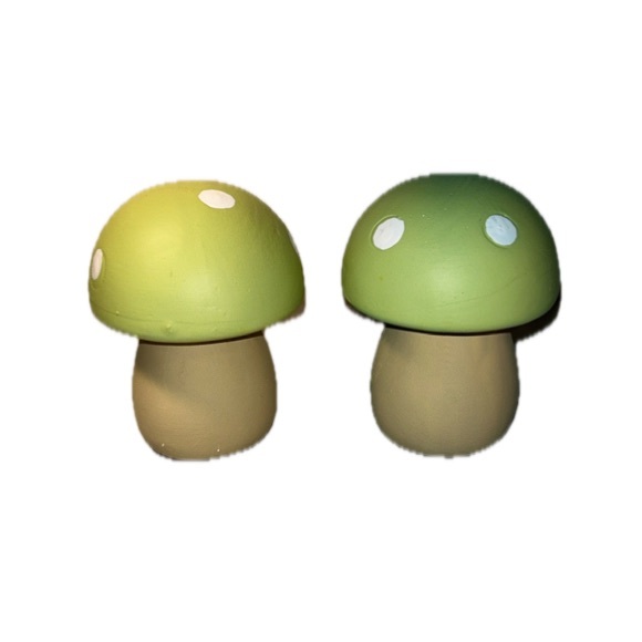 Lot of 2 Ceramic Mushrooms Green and White Polka Dot Tops for Display or… - Picture 3 of 8
